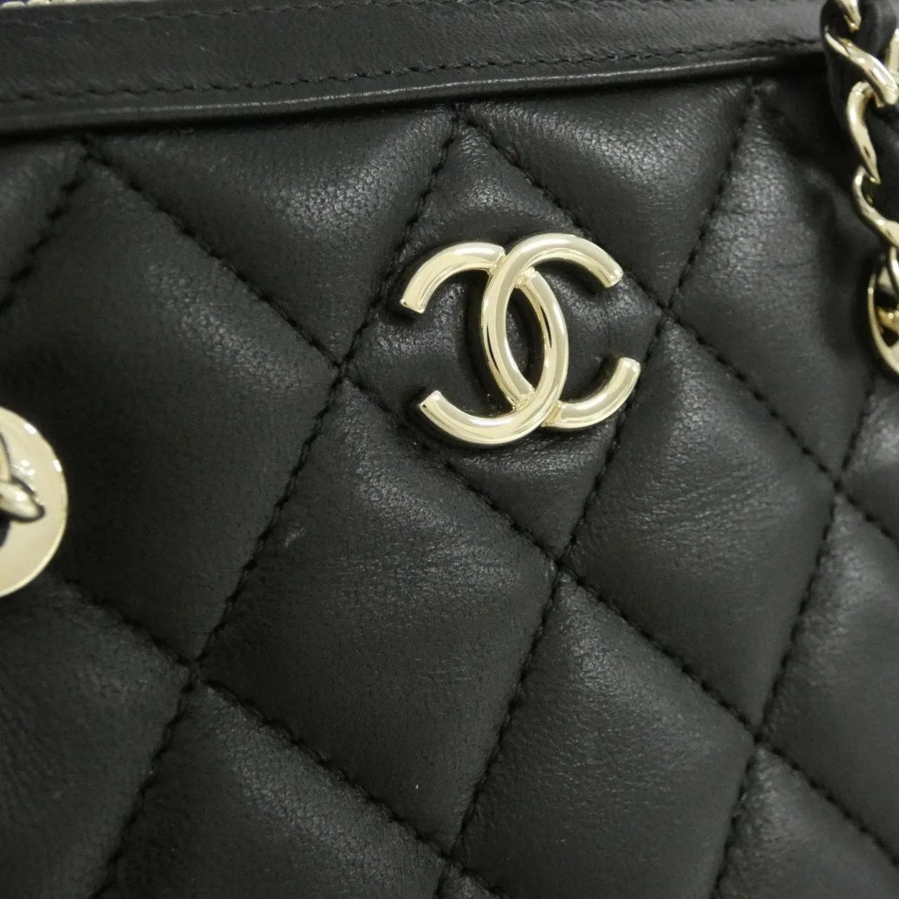 CHANEL AP4411 Handbag Lambskin 4