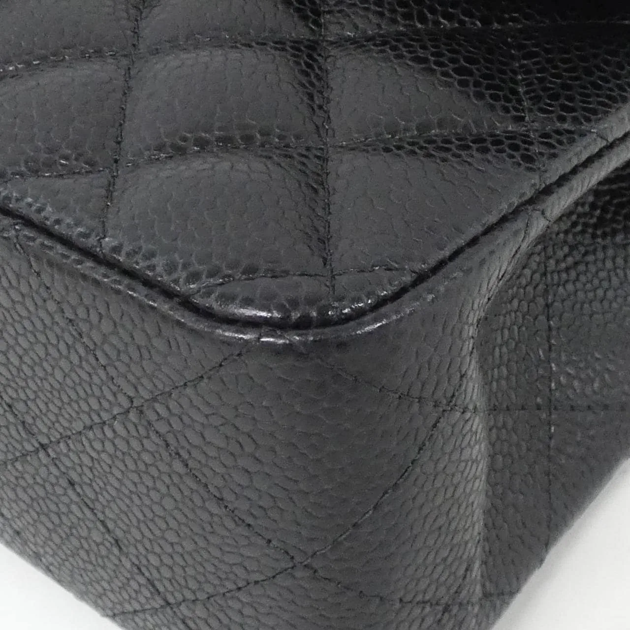 CHANEL Matelasse 1113 Shoulder Grained Calfskin 3