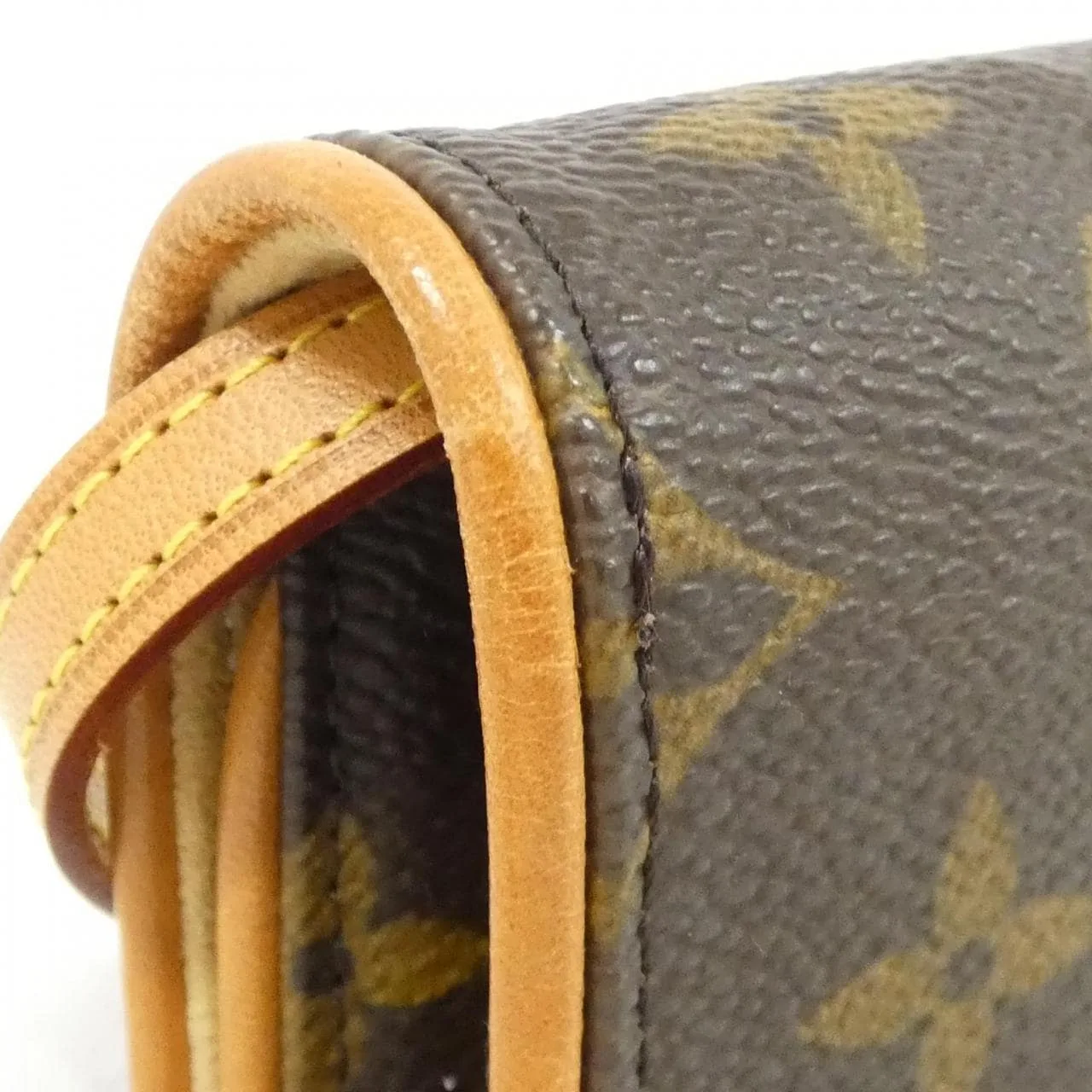 LOUIS VUITTON Pochette M51852 Shoulder Monogram 4