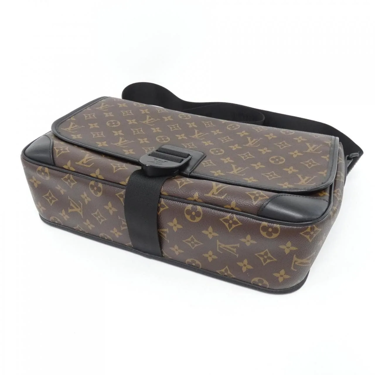 LOUIS VUITTON M46371 Shoulder Monogram 3