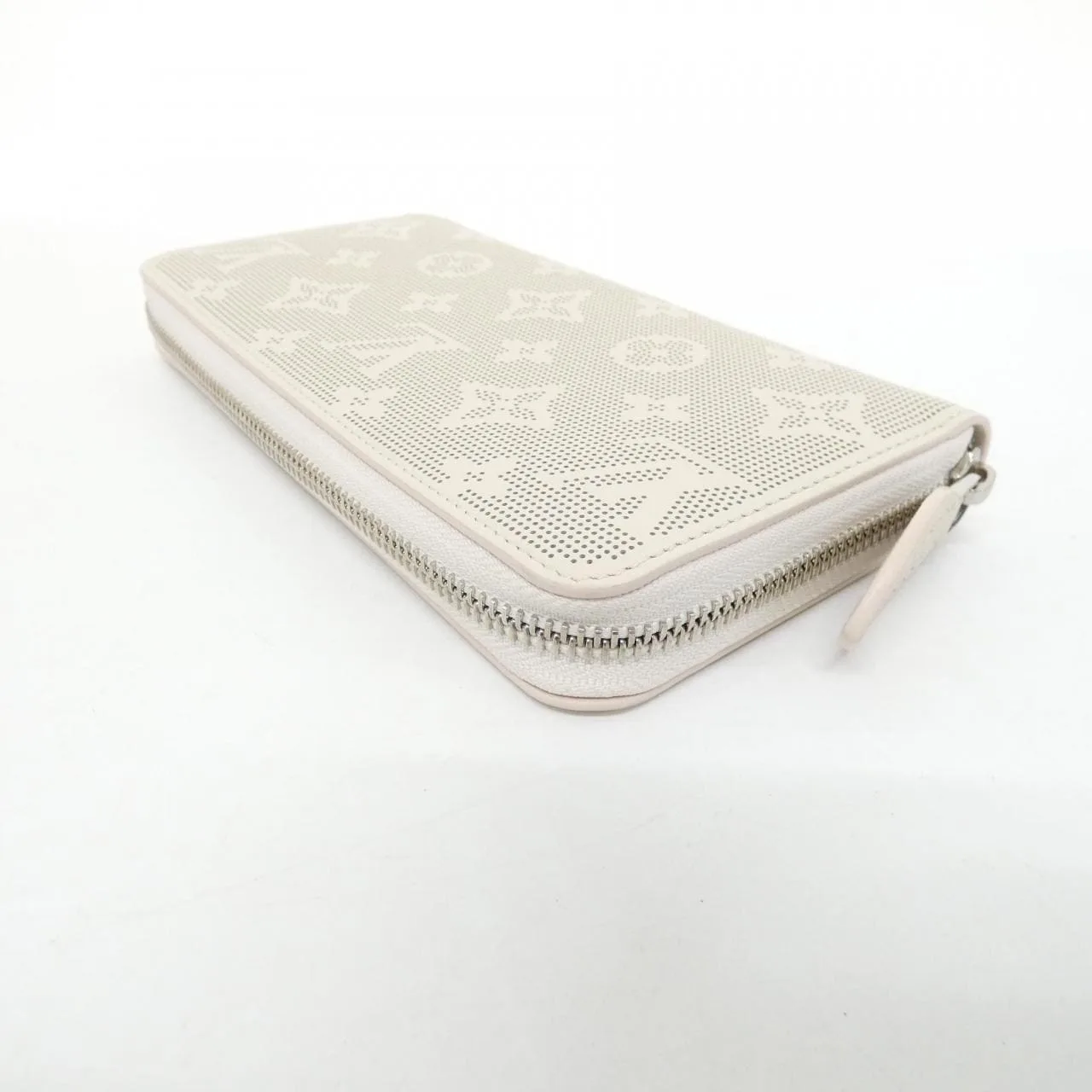 LOUIS VUITTON Mahina M83029 銀包 2