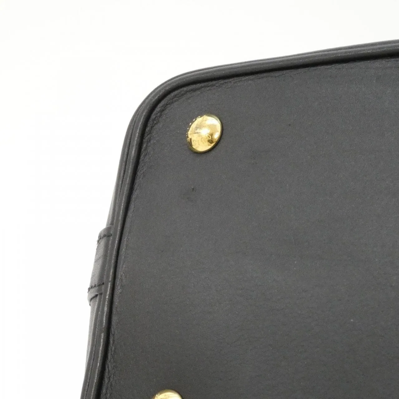 LOUIS VUITTON M57788 肩背包 3