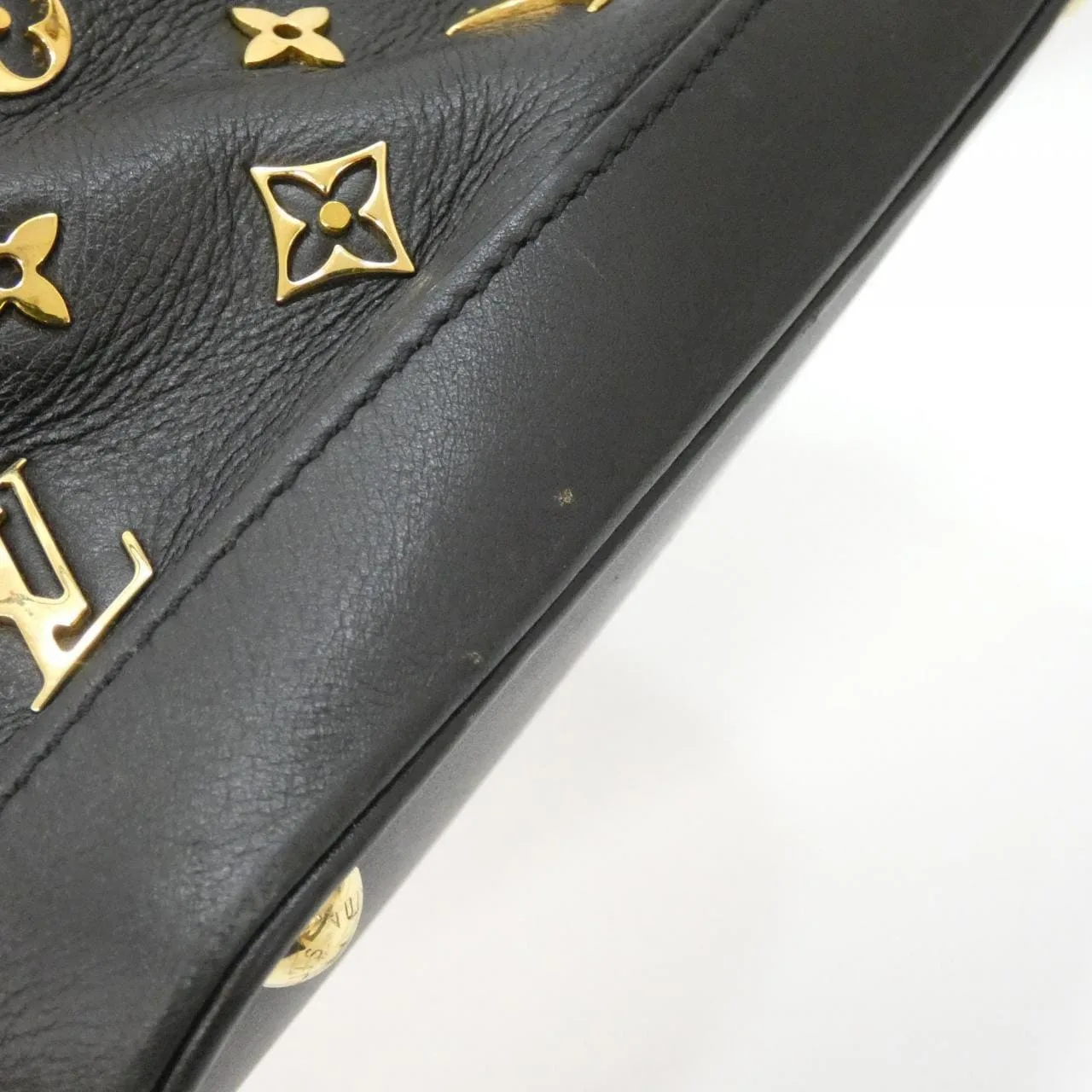 LOUIS VUITTON M57788 肩背包 4