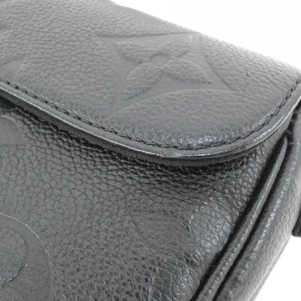 LOUIS VUITTON M82154 肩背包 Monogram 4