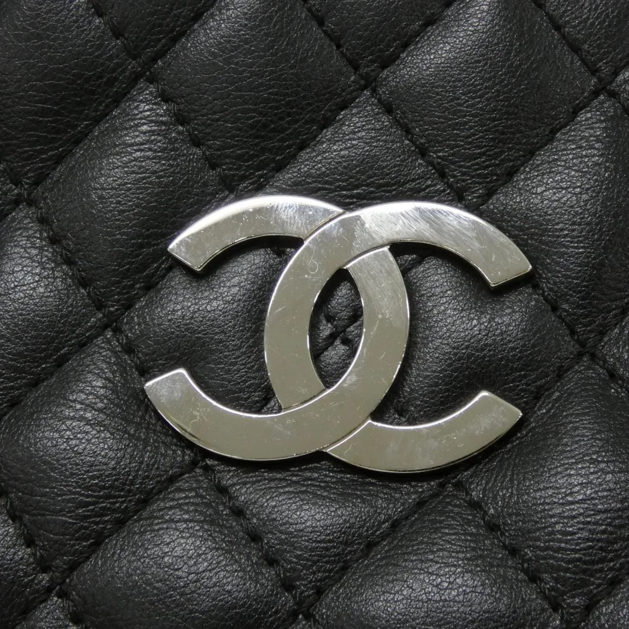 CHANEL 肩背包 4