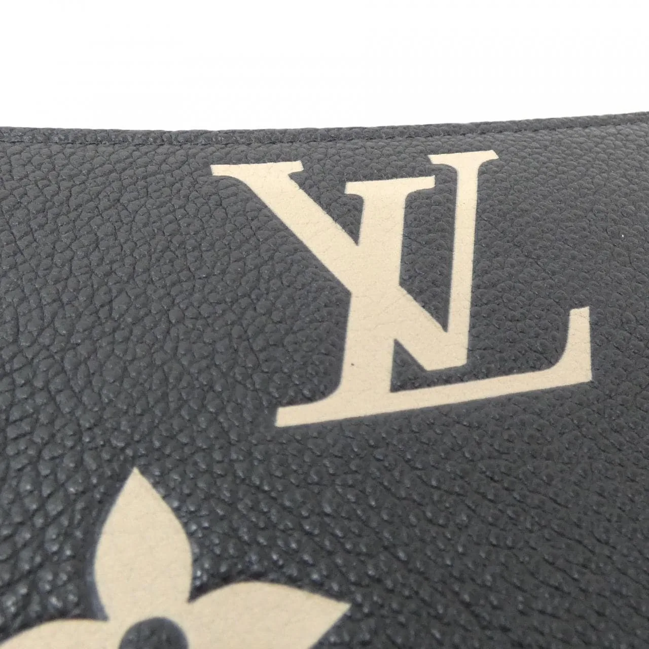 LOUIS VUITTON M80481 Wallet Monogram 5