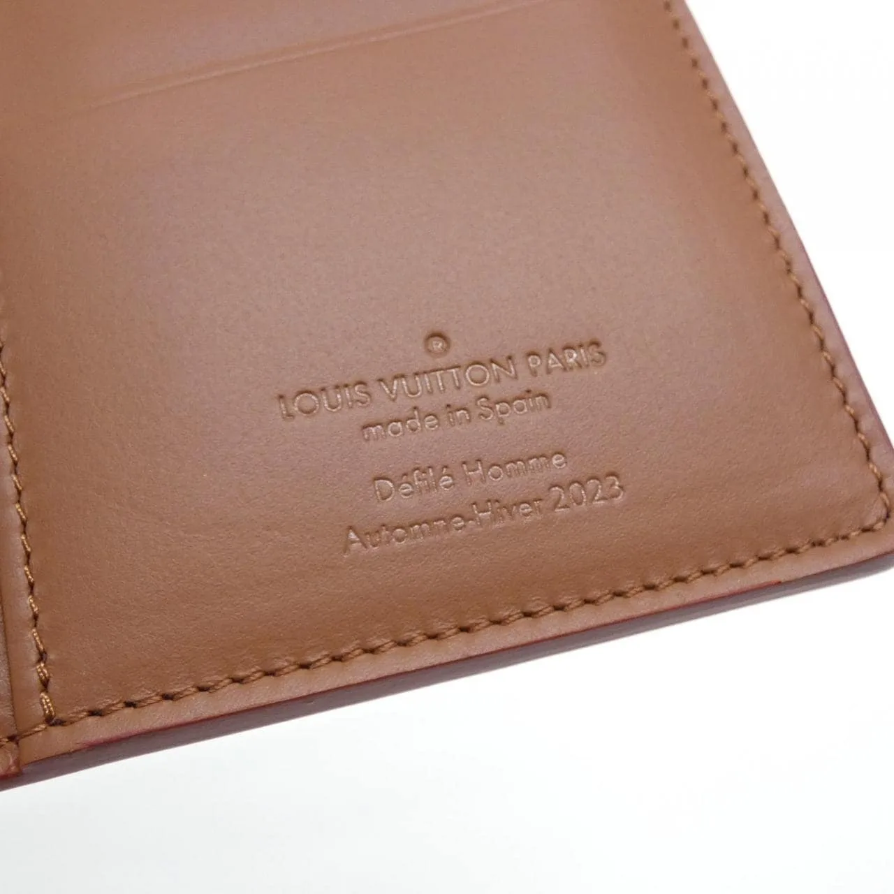 LOUIS VUITTON M82631 銀包 Epi 5
