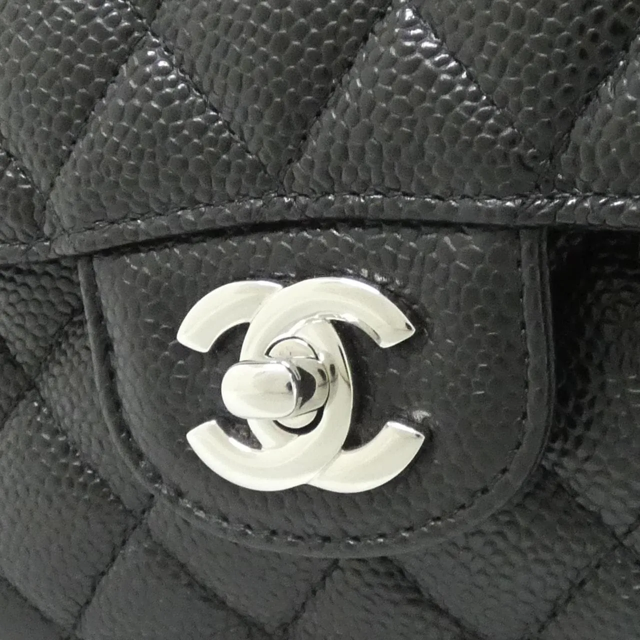 CHANEL Matelasse 1113 Shoulder Grained Calfskin 4