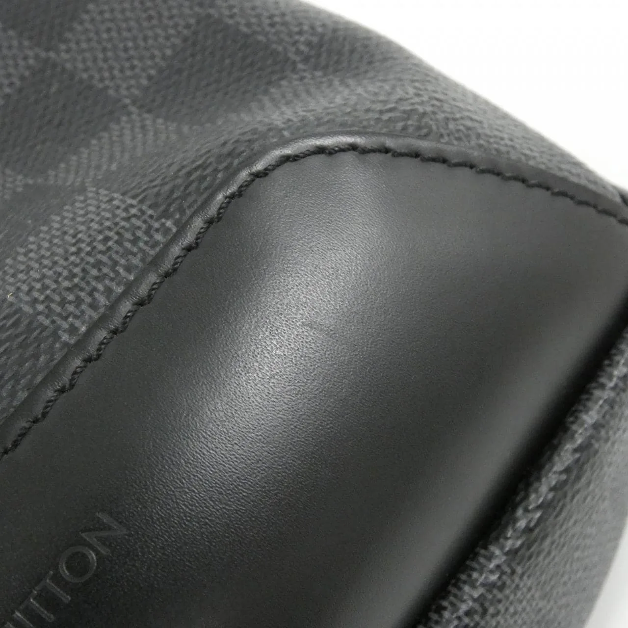 LOUIS VUITTON Avenue N41719 Shoulder Damier 4