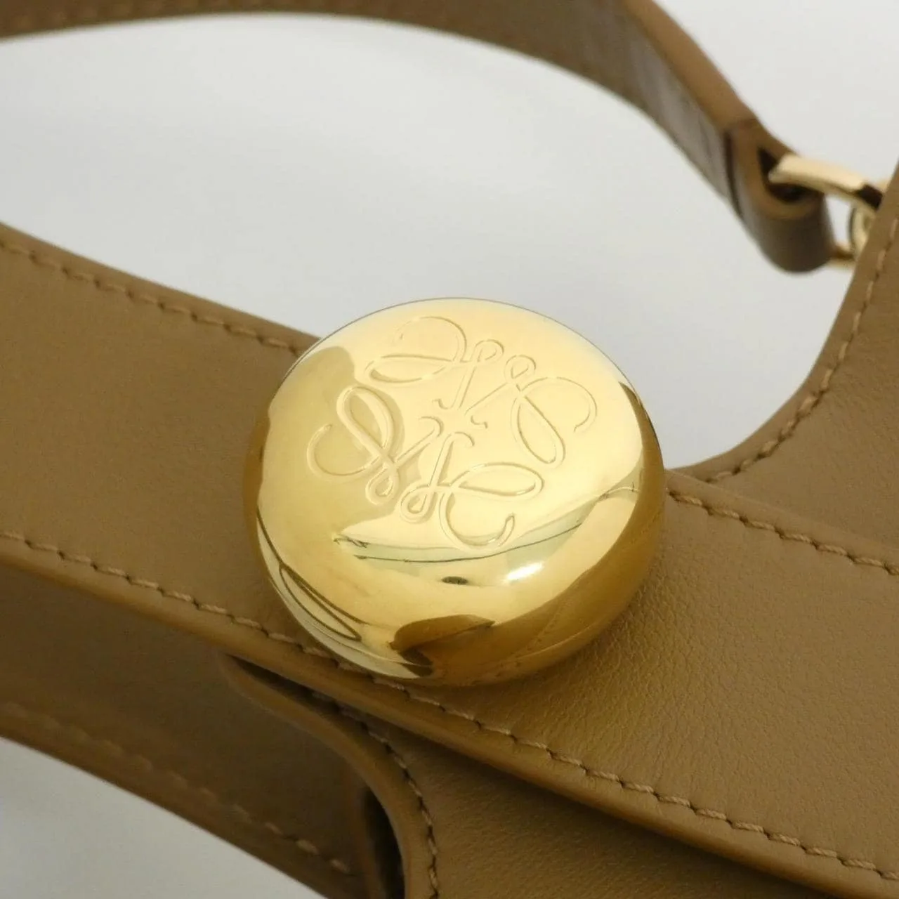LOEWE AANBBBMX01 Handbag 4