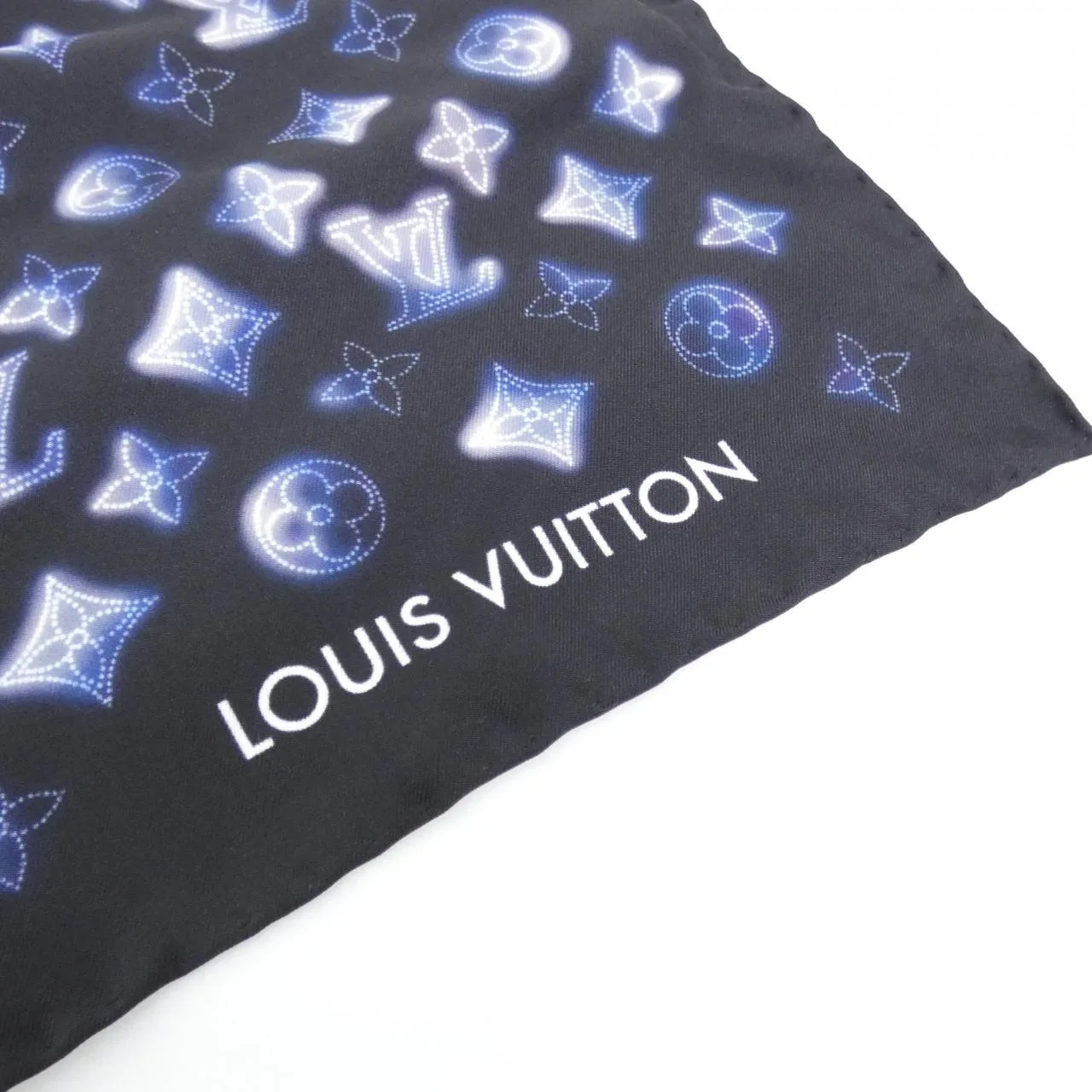 LOUIS VUITTON Mahina M77428 圍巾 2