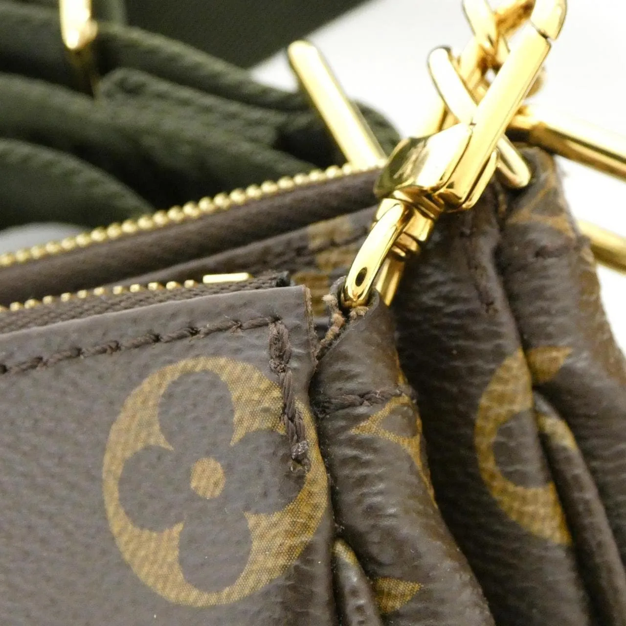 LOUIS VUITTON Pochette M44813 Shoulder Monogram 5