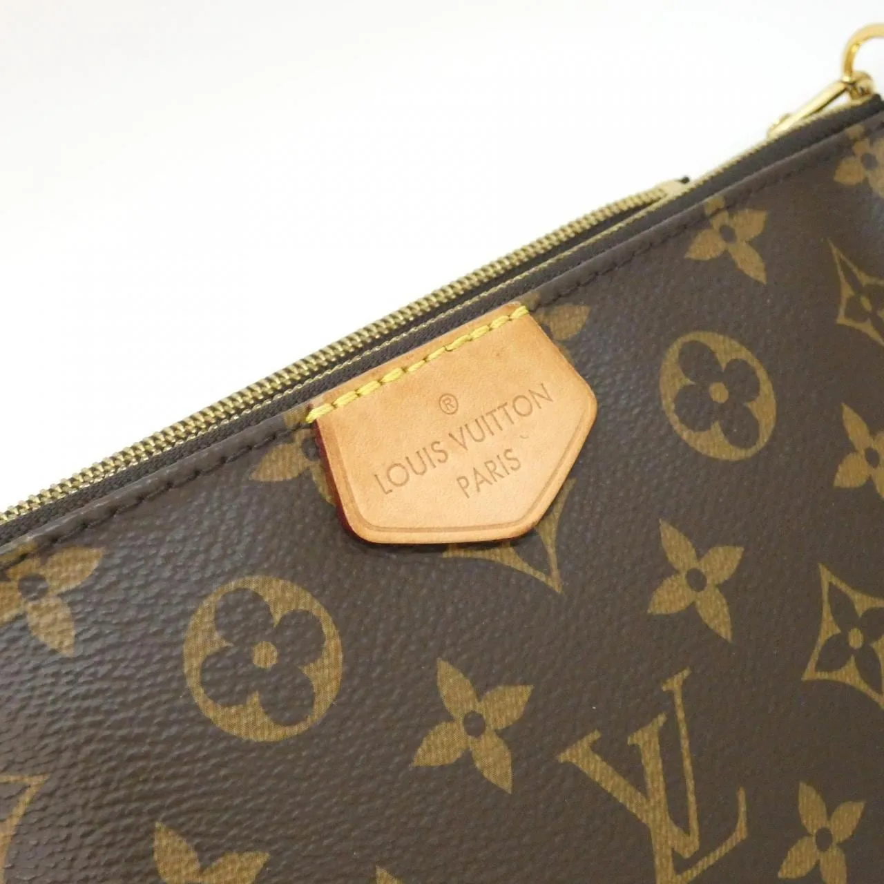LOUIS VUITTON Pochette M44813 Shoulder Monogram 4