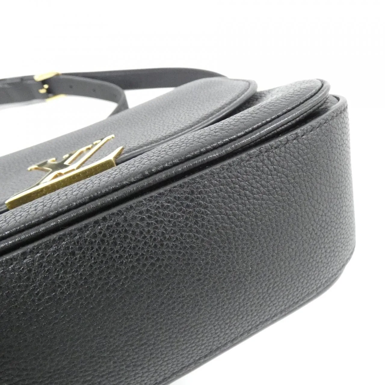 LOUIS VUITTON M54057 肩背包 3