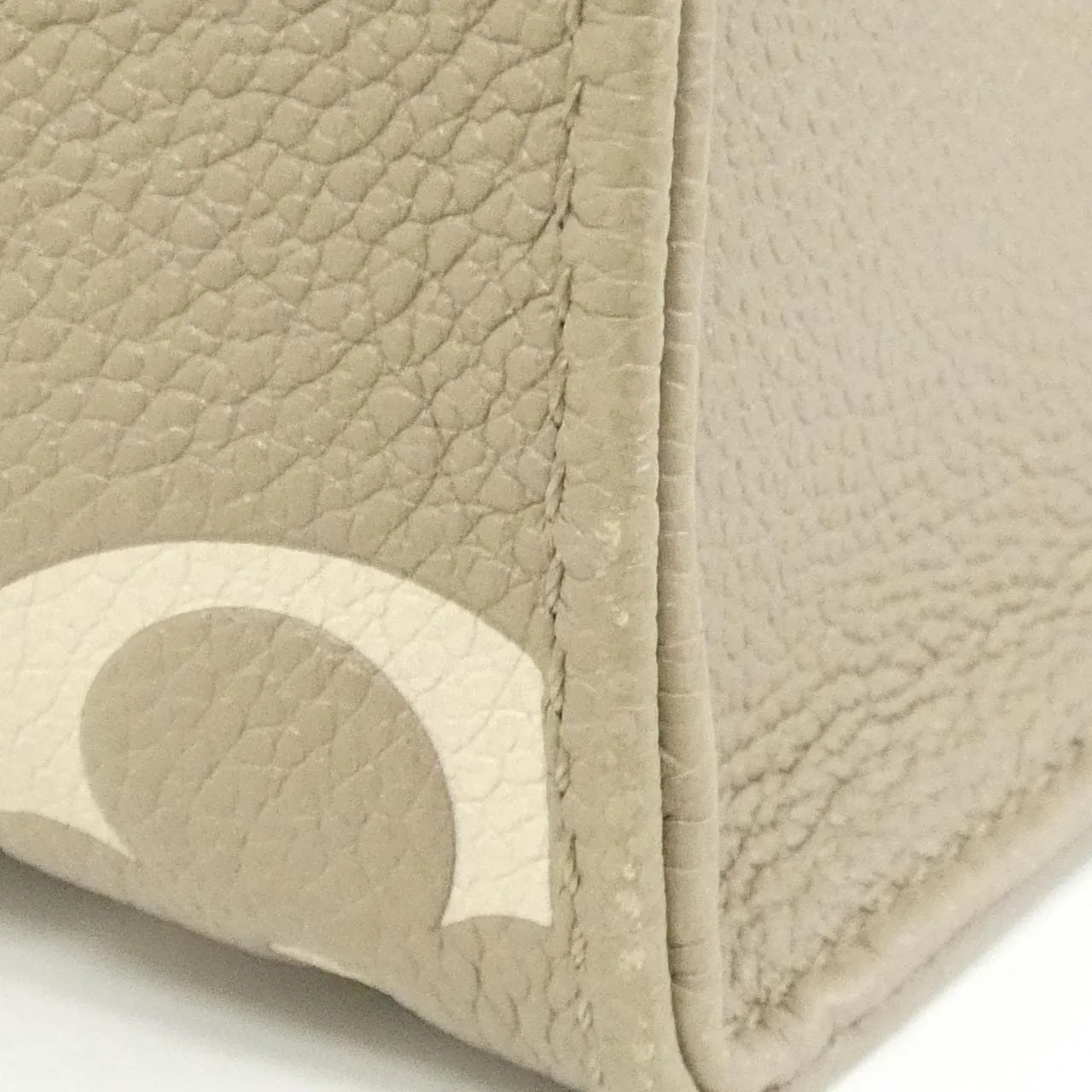 LOUIS VUITTON OnTheGo M45779 Handbag Monogram 4