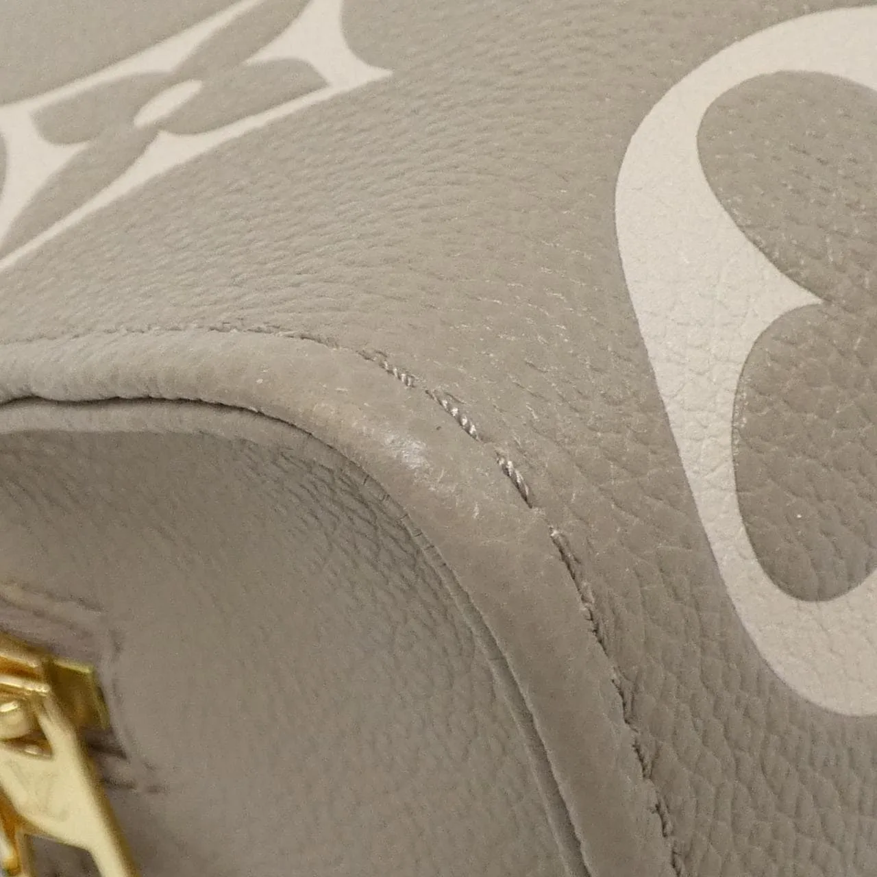 LOUIS VUITTON OnTheGo M23641 Handbag Monogram 2