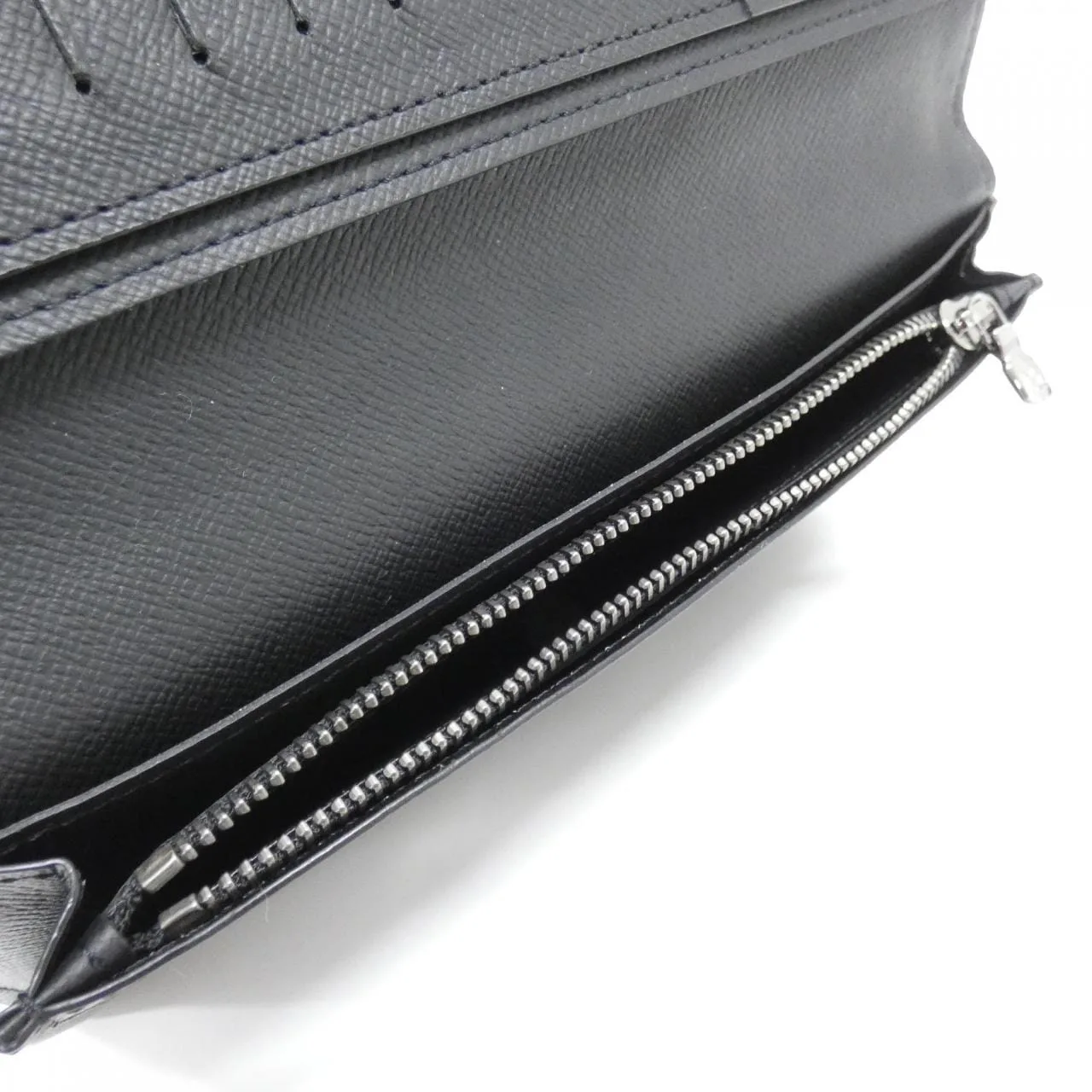 LOUIS VUITTON Eclipse M61697 Wallet Monogram 5