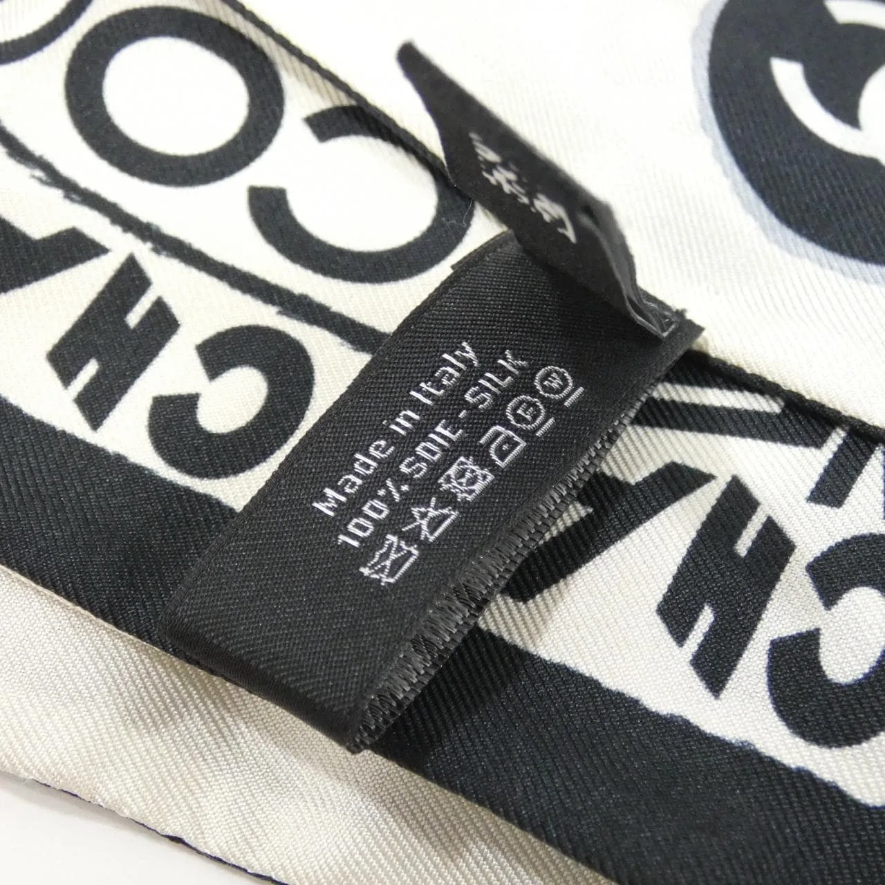 CHANEL AAA280 圍巾 4