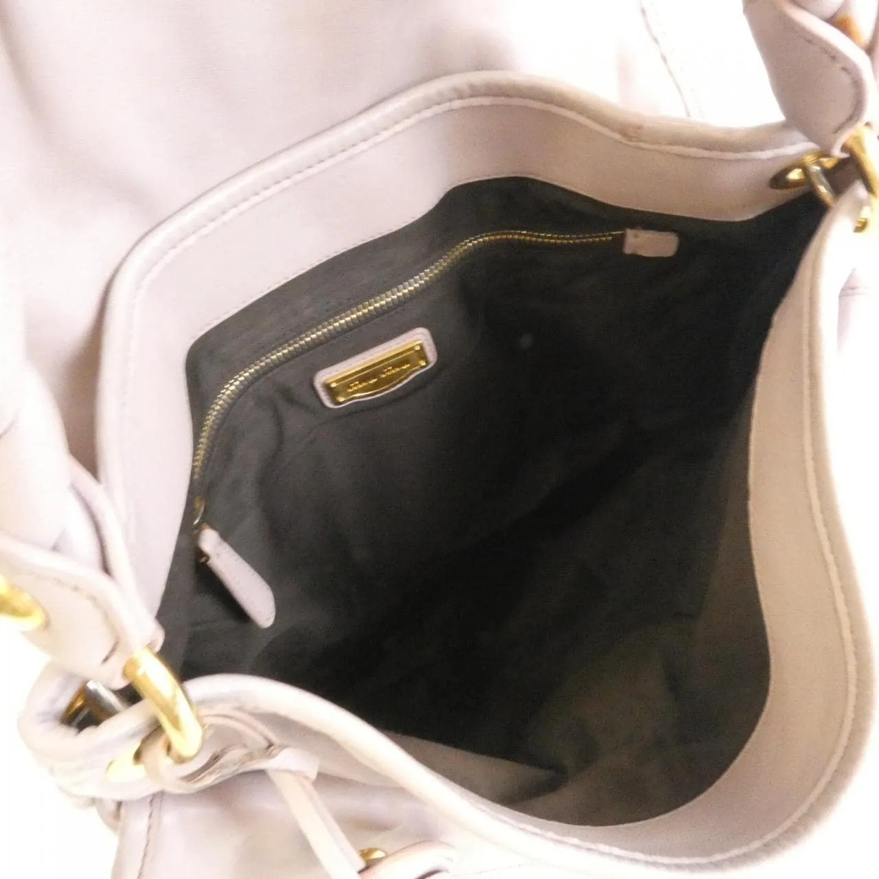 MIU MIU RR1300 手提包 皮革 8