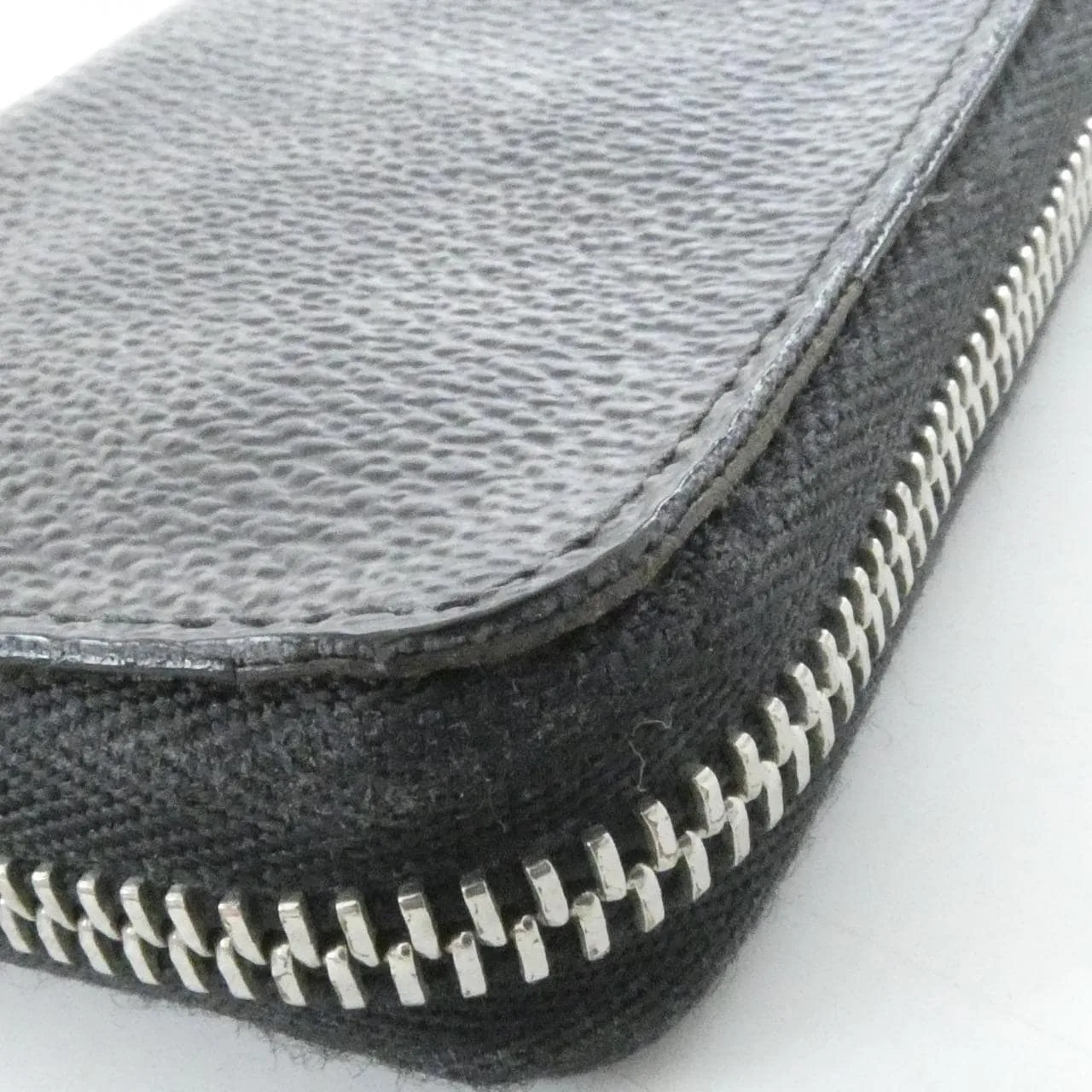 LOUIS VUITTON N63076 Coin Case Damier 3