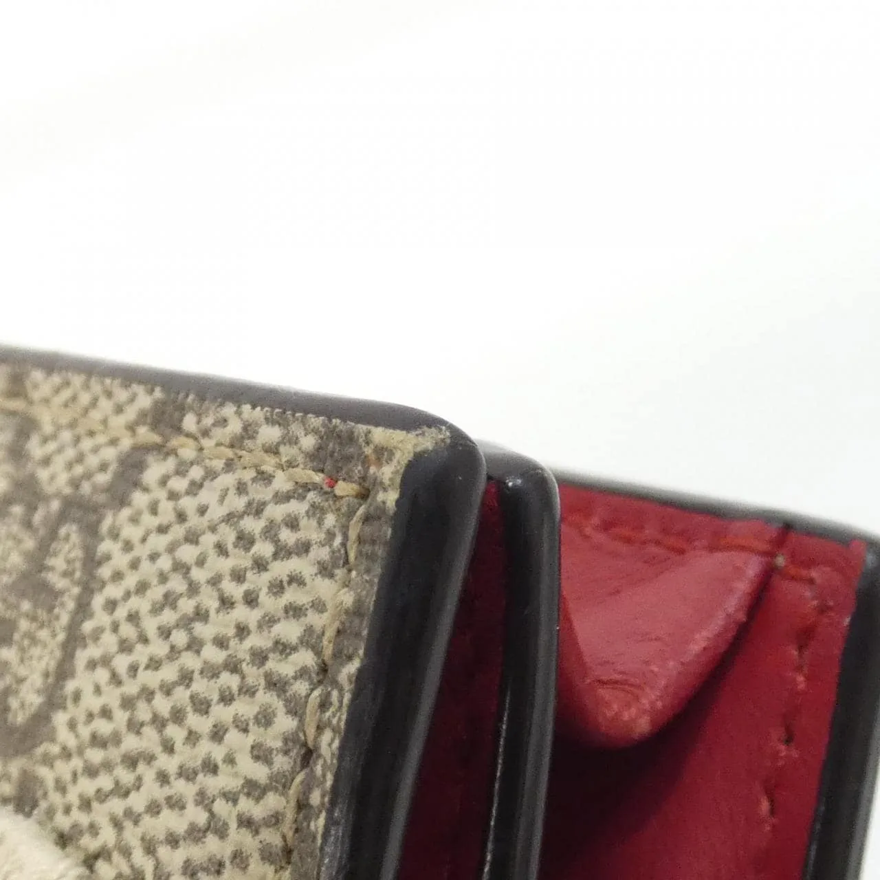 GUCCI 476412 K9G2G Wallet Canvas 3
