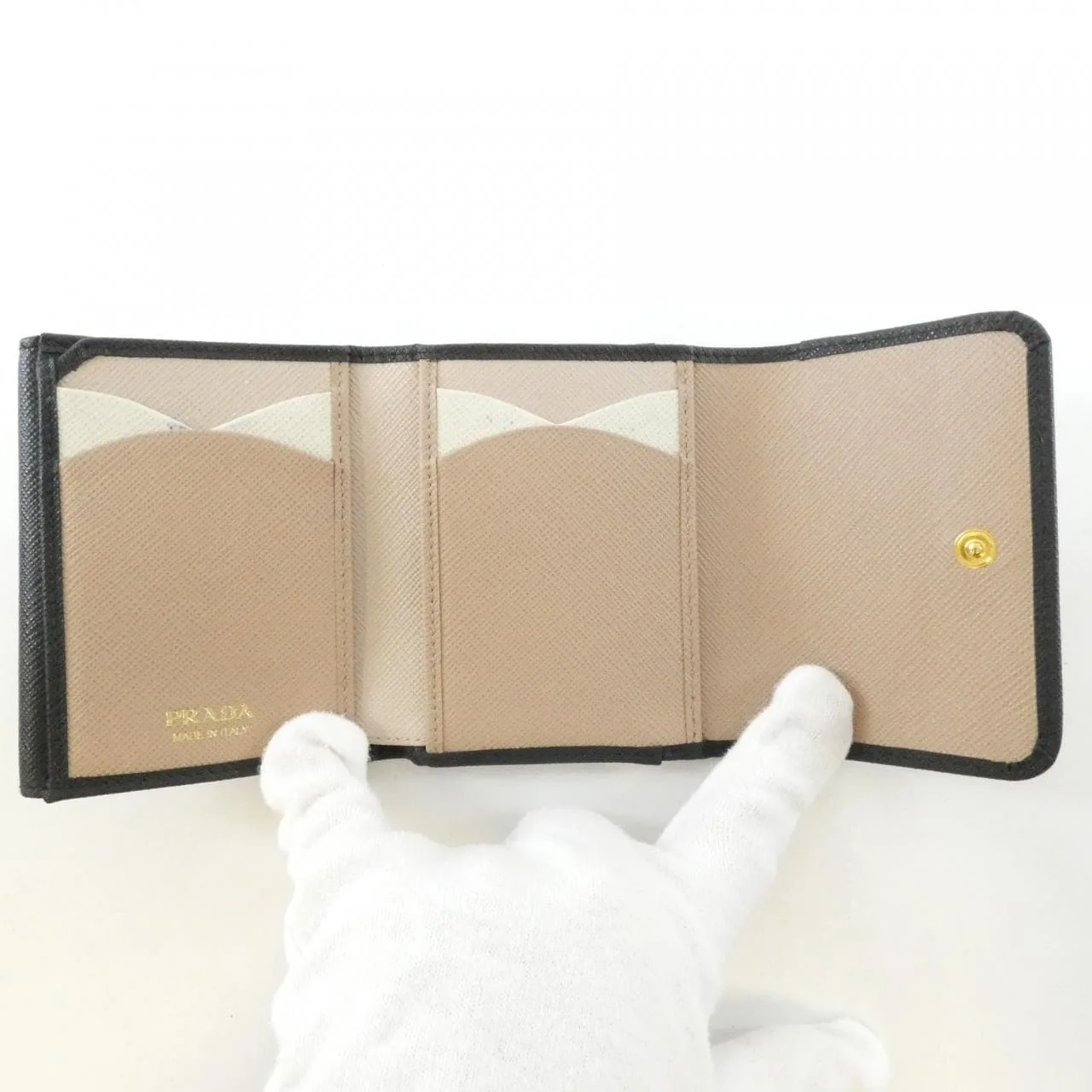 PRADA 1MH043 Wallet 5