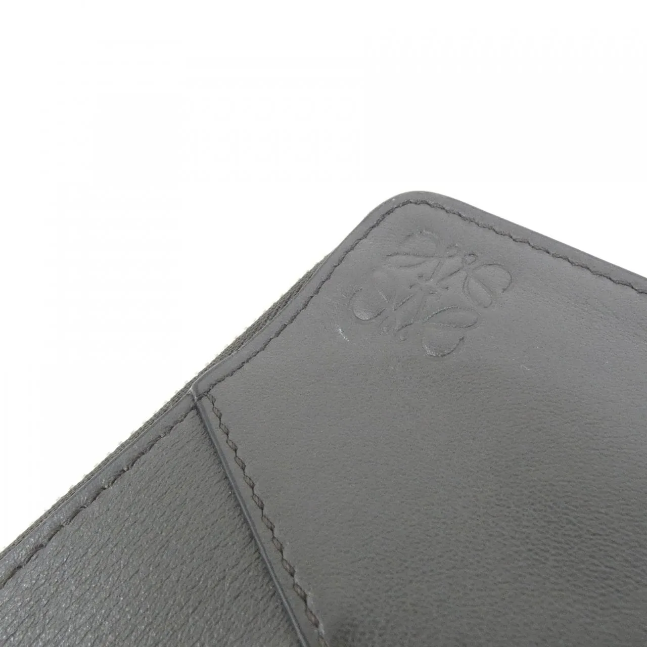 LOEWE Puzzle C510G17X05 散紙包 3