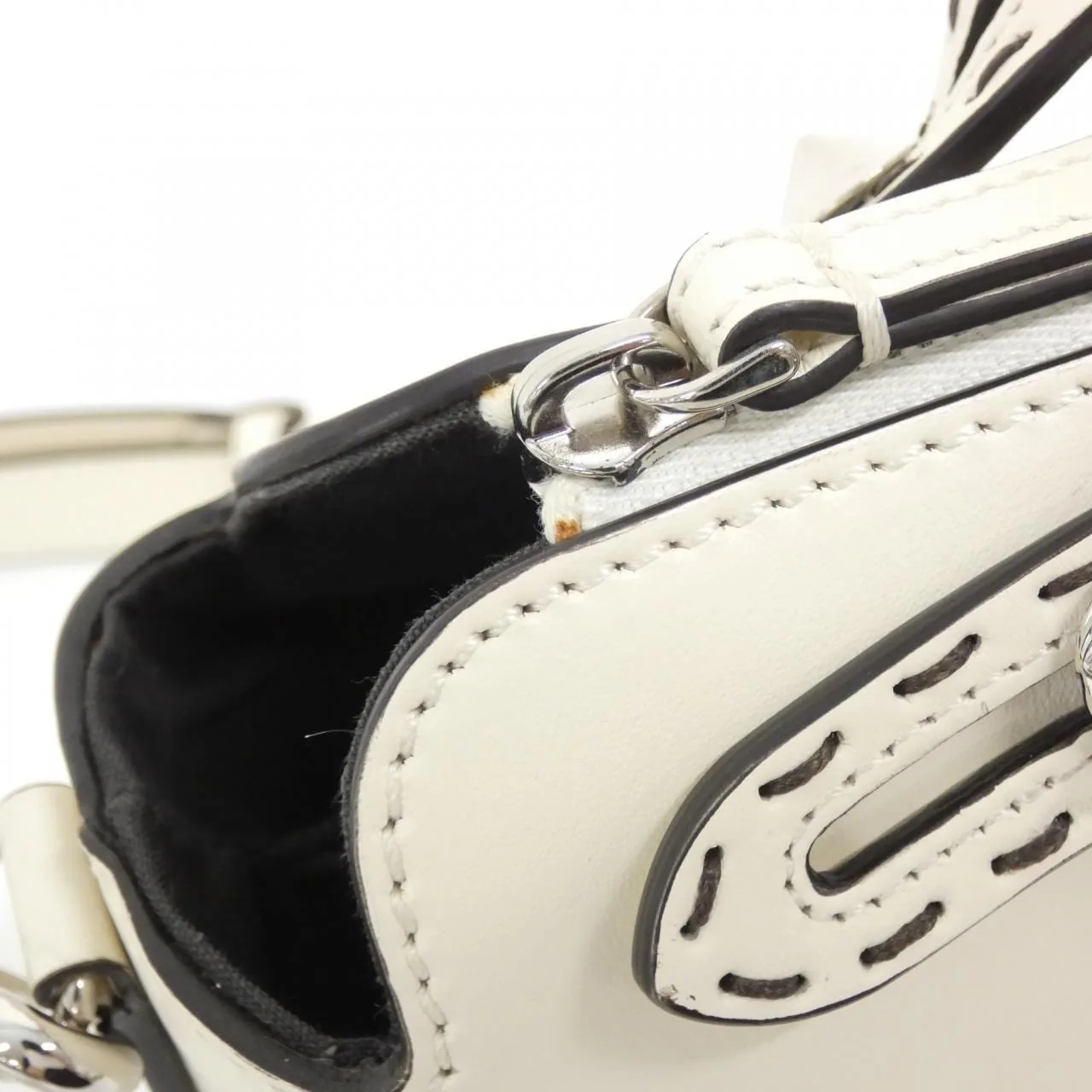 FENDI By The Way 8BL146 AC9L Handbag 5