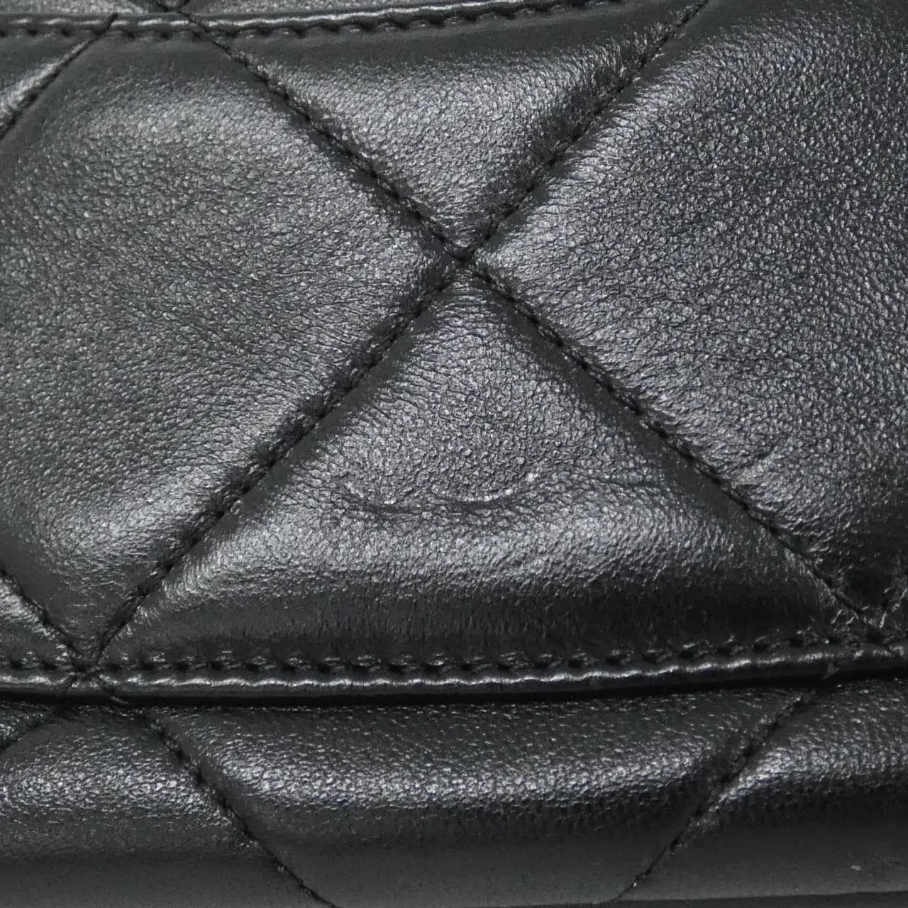 CHANEL AS4862 肩背包 羊皮 5