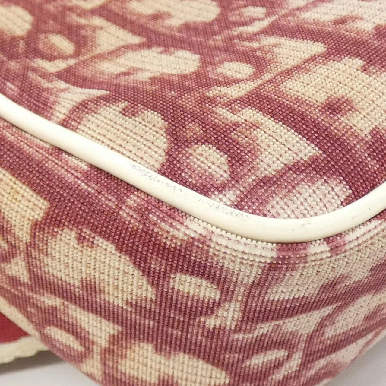 DIOR 肩背包 3