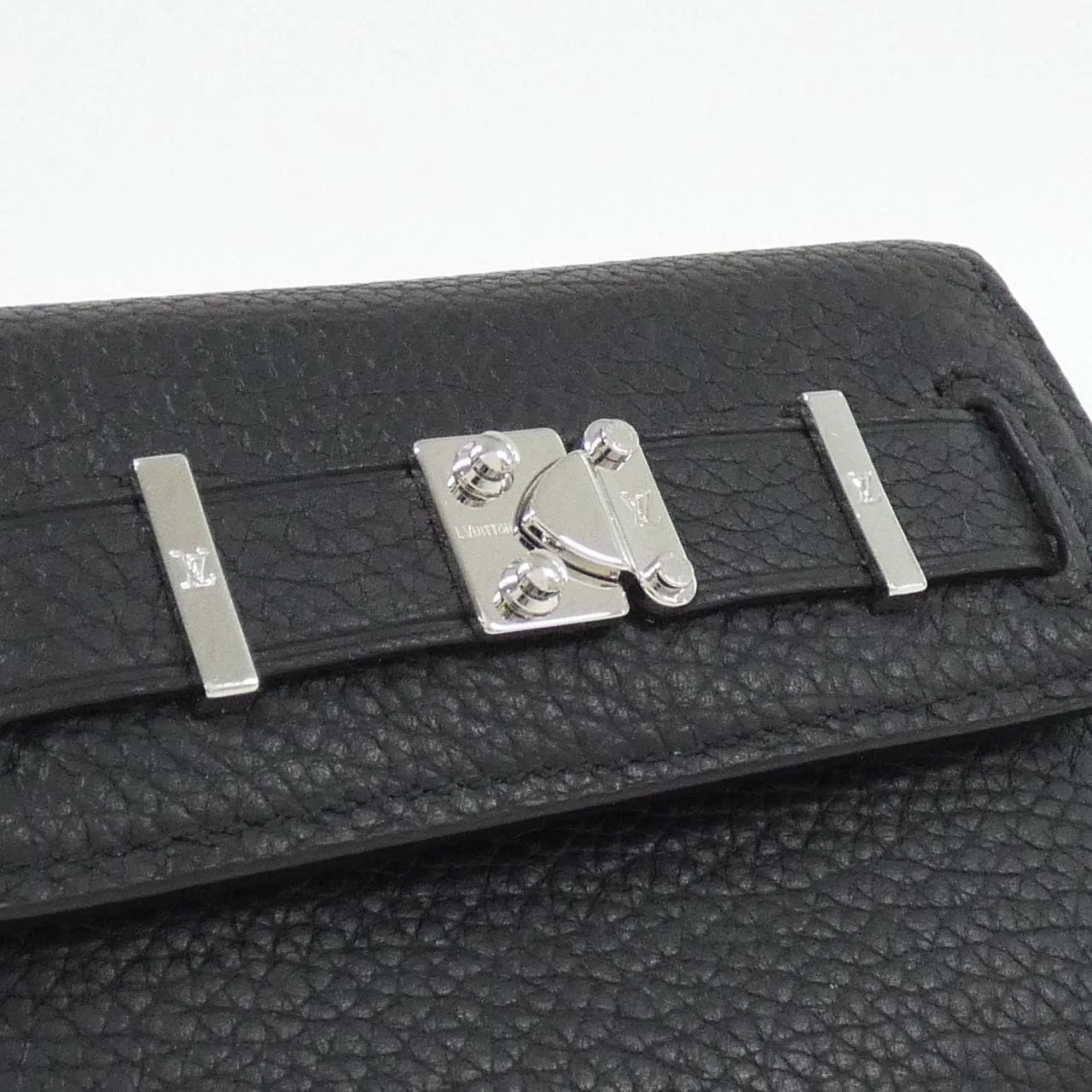 LOUIS VUITTON M25965 銀包 3