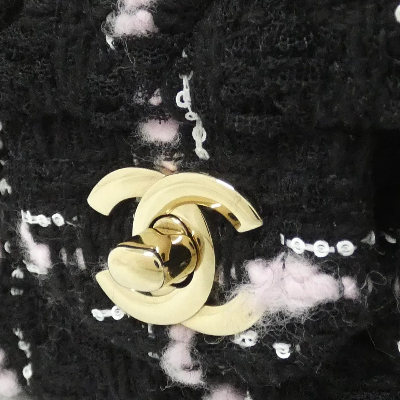 CHANEL Boy Chanel 69900 肩背包 粗花呢 4