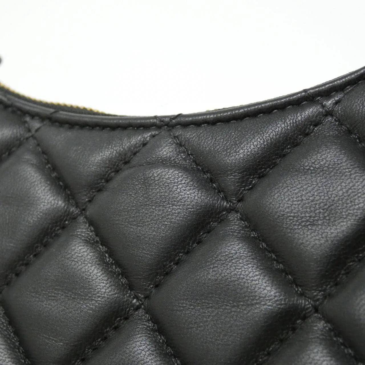 CHANEL Chanel 22 AS3917 肩背包 羊皮 4