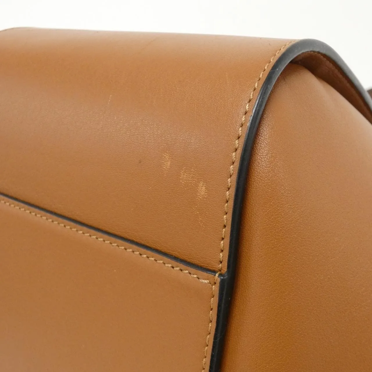 LOEWE Hammock 387 30 S35 肩背包 3