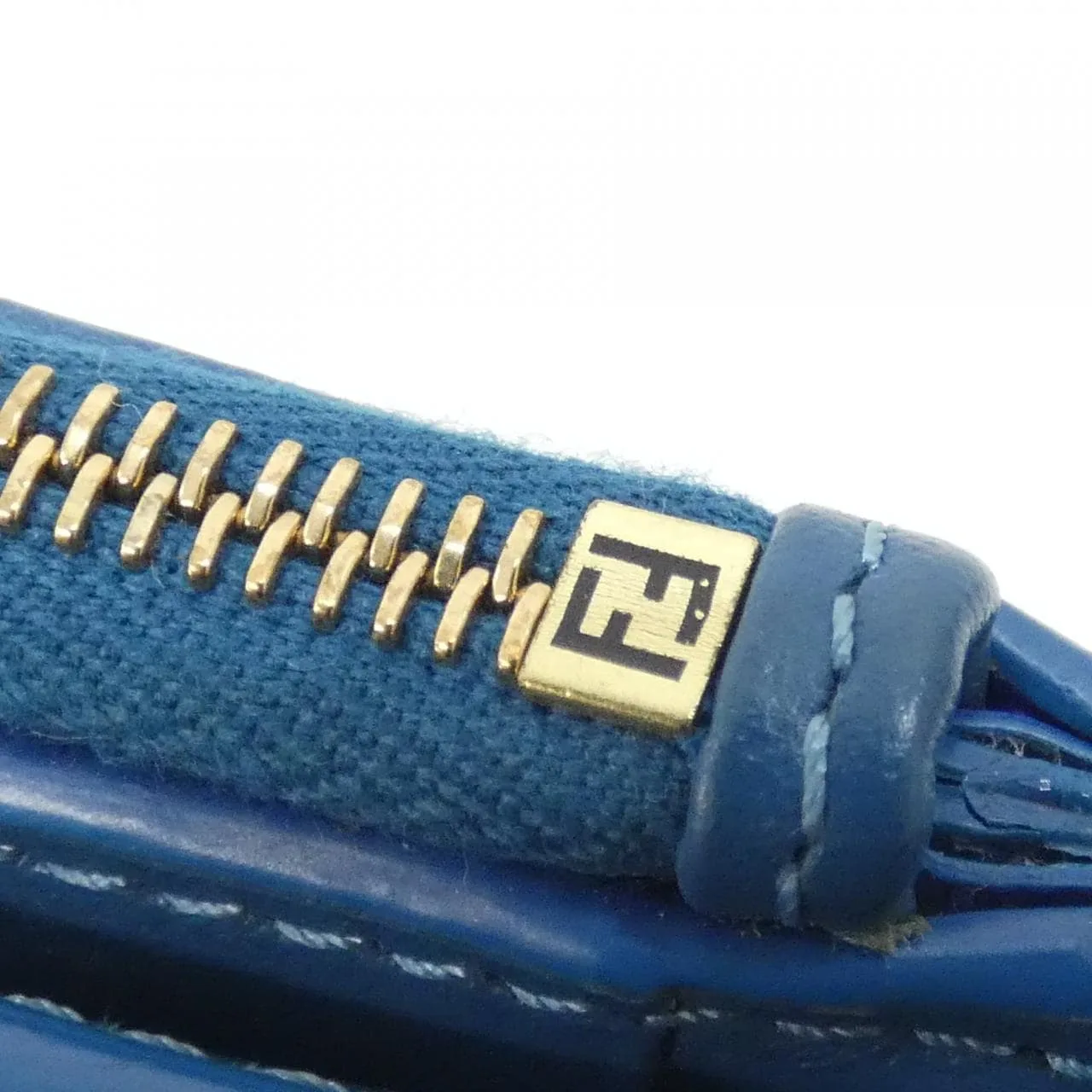 FENDI 8M0490 AQEW 銀包 皮革 5