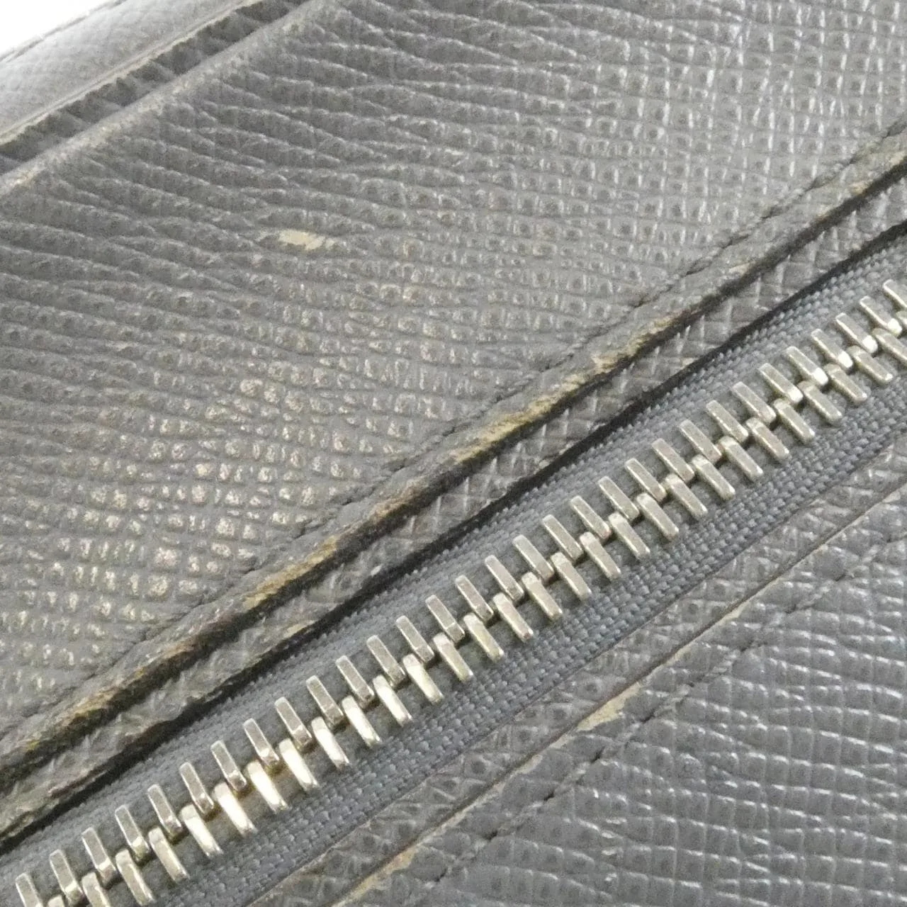 LOUIS VUITTON M32684 公事包 4