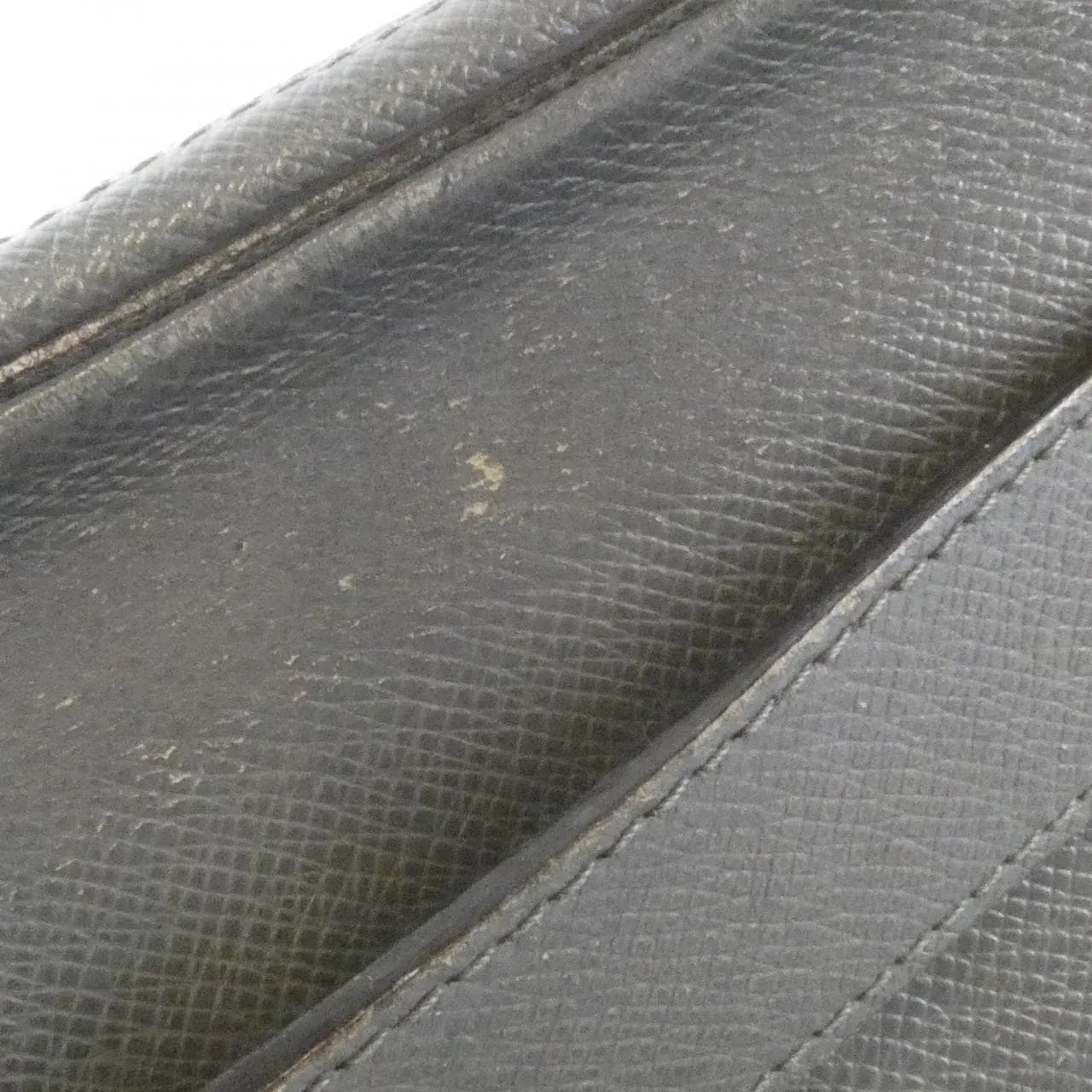 LOUIS VUITTON M32684 公事包 5