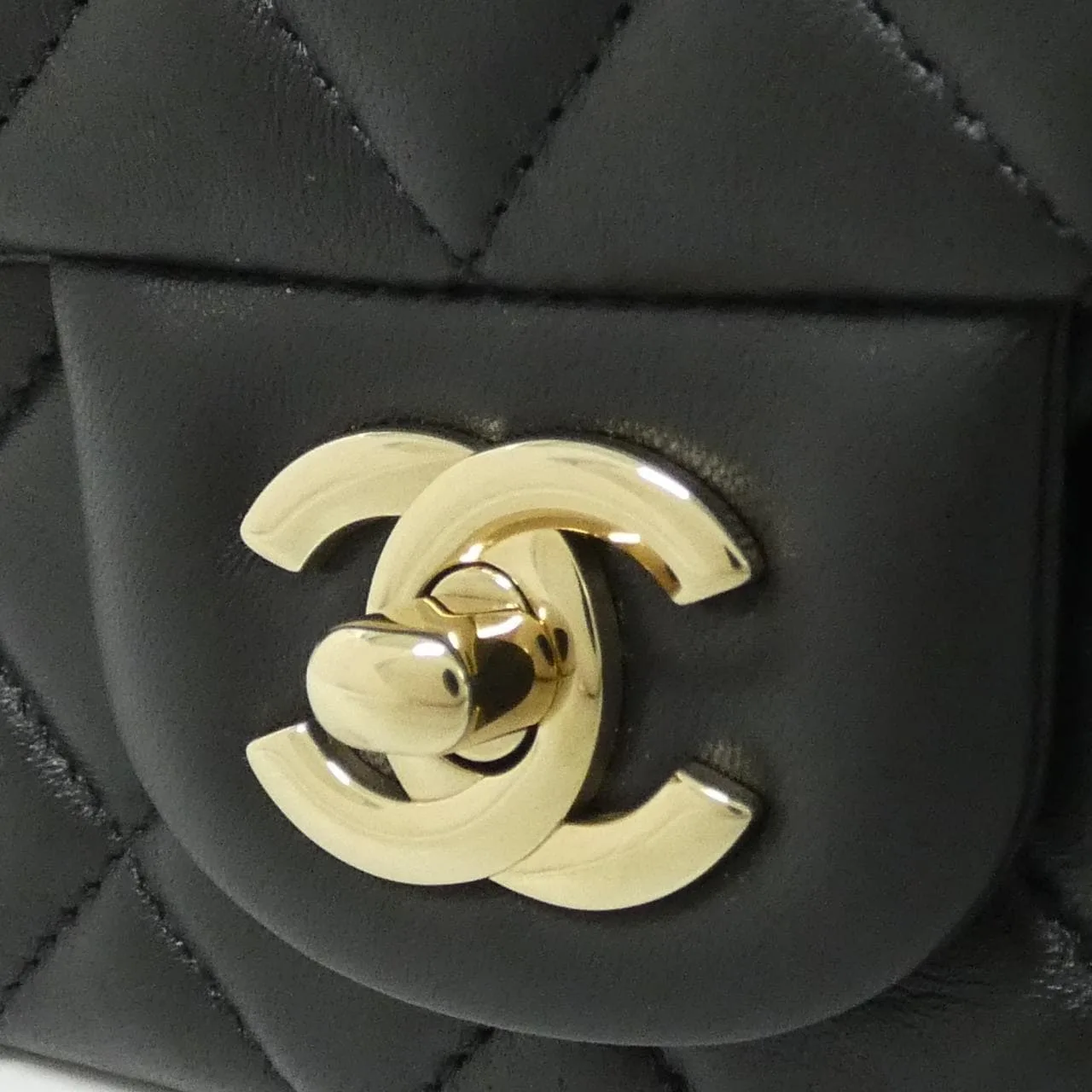 CHANEL Boy Chanel 69900 Shoulder Lambskin 5