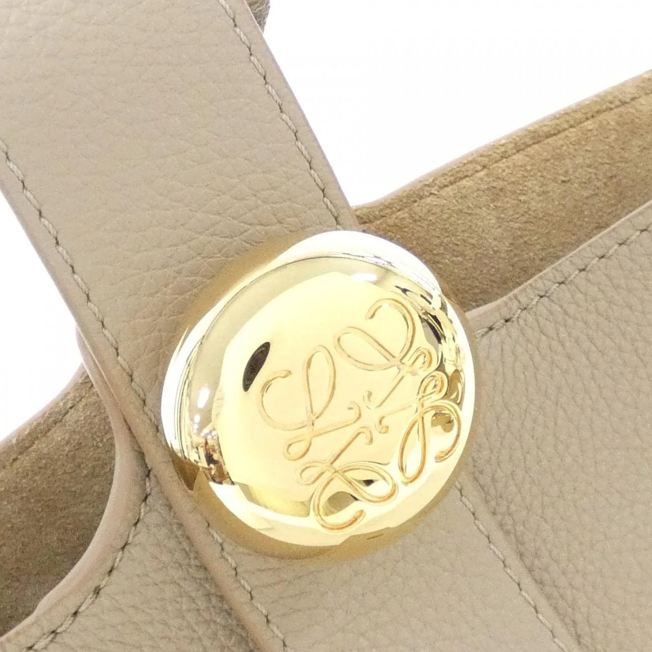 LOEWE AANBBBMX02 Handbag 4