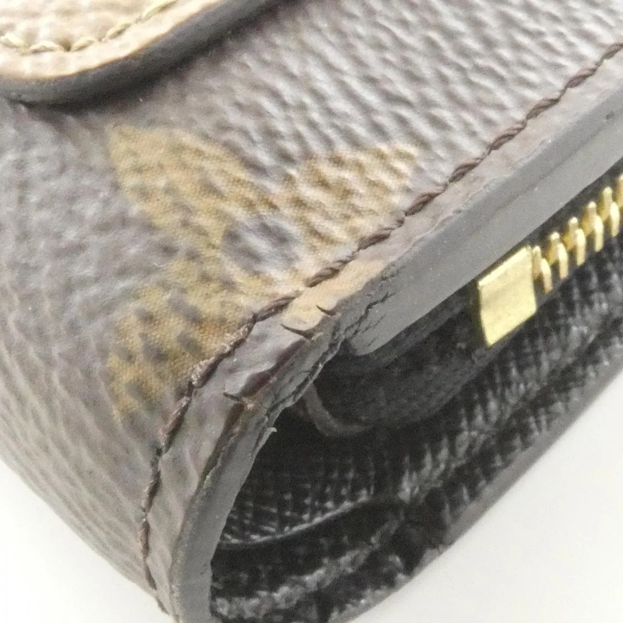 LOUIS VUITTON M69432 Wallet Monogram 3
