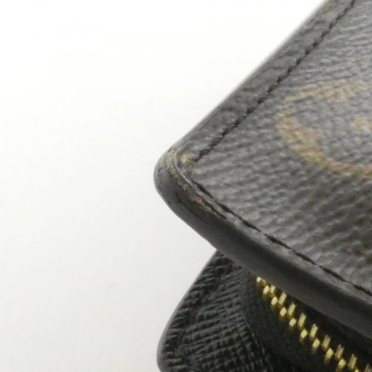LOUIS VUITTON M69432 Wallet Monogram 4