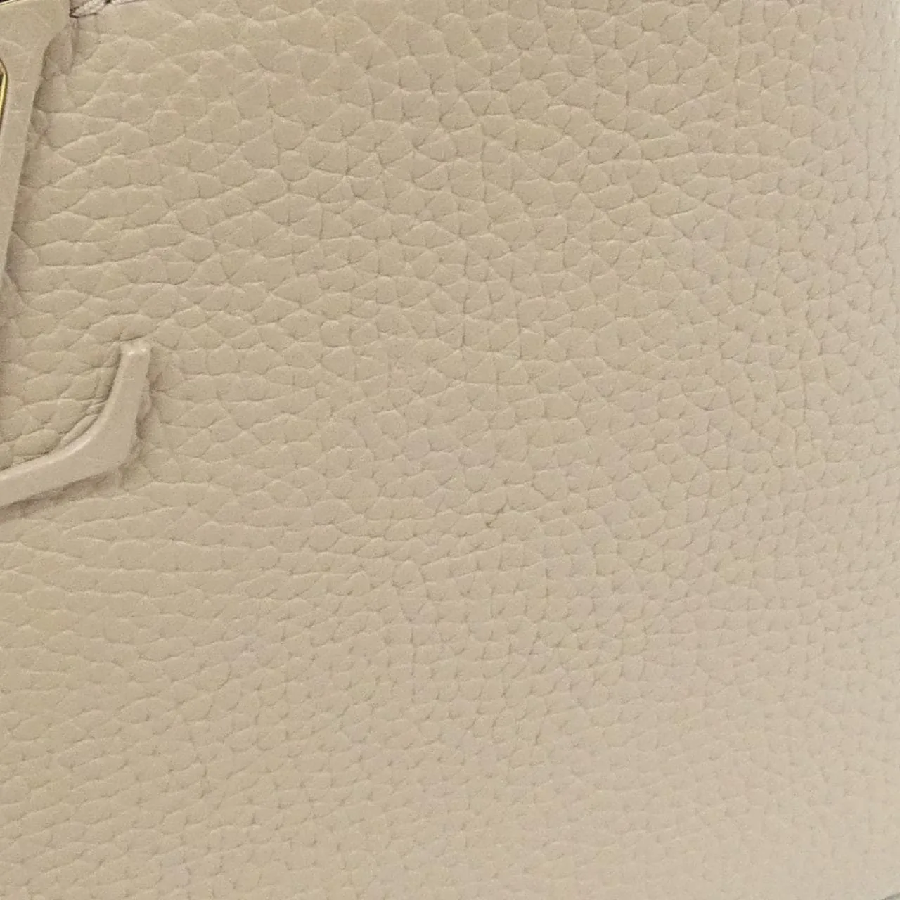 LOUIS VUITTON Capucines M94634 Handbag 5