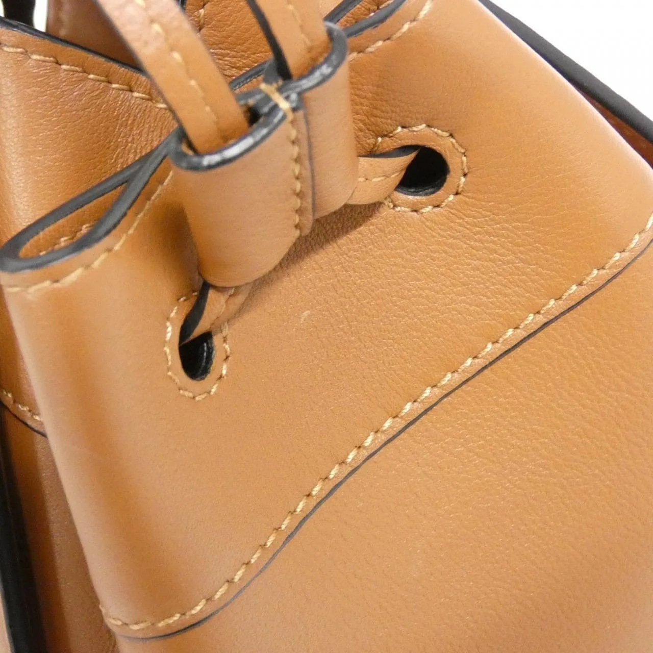 LOEWE Hammock 314 30 V07 肩背包 4