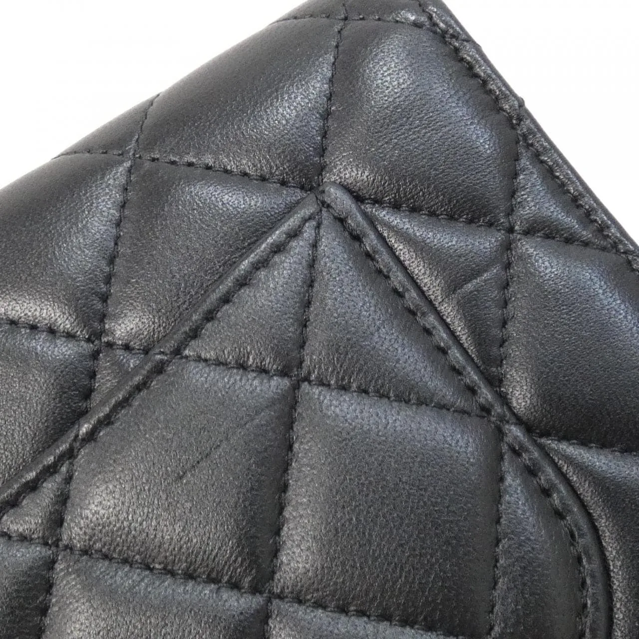 CHANEL Chanel 19 AP3622 Wallet Lambskin 4