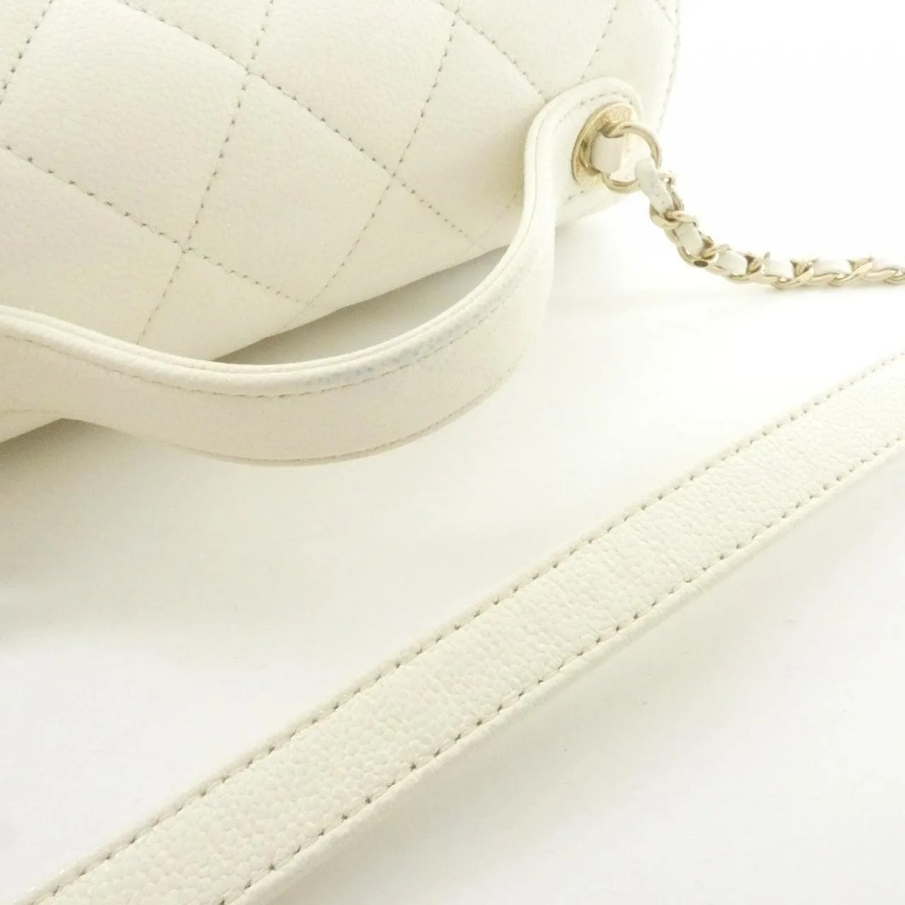 CHANEL 93749 Handbag Grained Calfskin 5