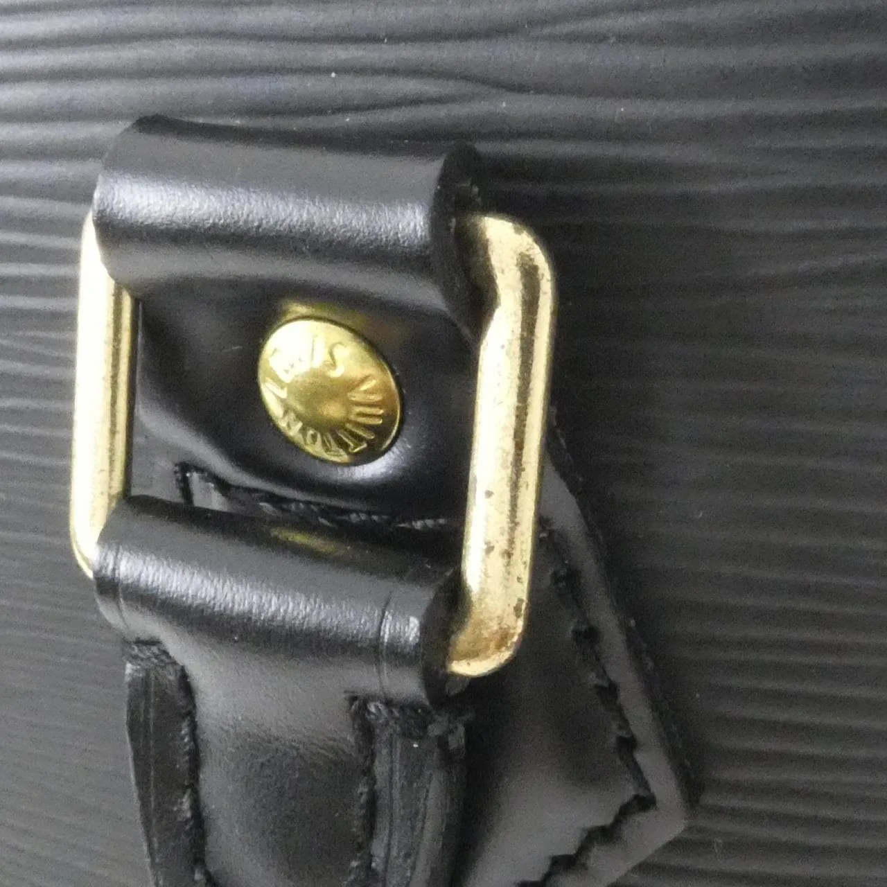 LOUIS VUITTON Alma M52142 Handbag Epi 4