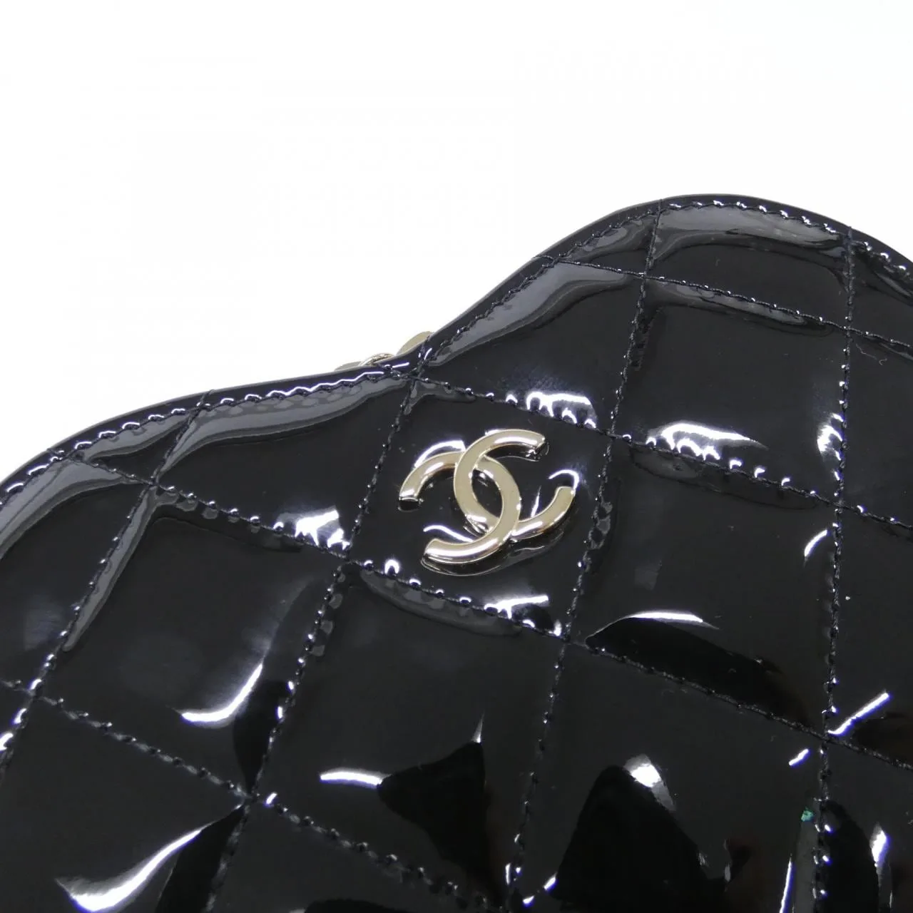 CHANEL Chanel 19 AP3295 Shoulder Patent Leather 4