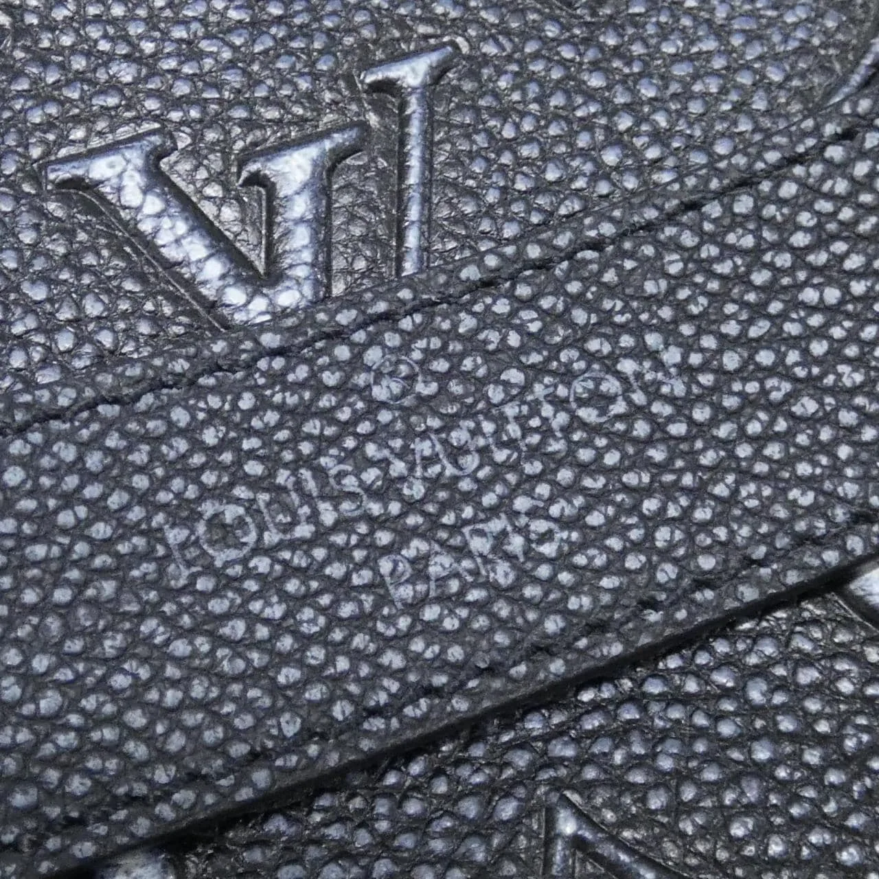 LOUIS VUITTON M21371 托特包 4
