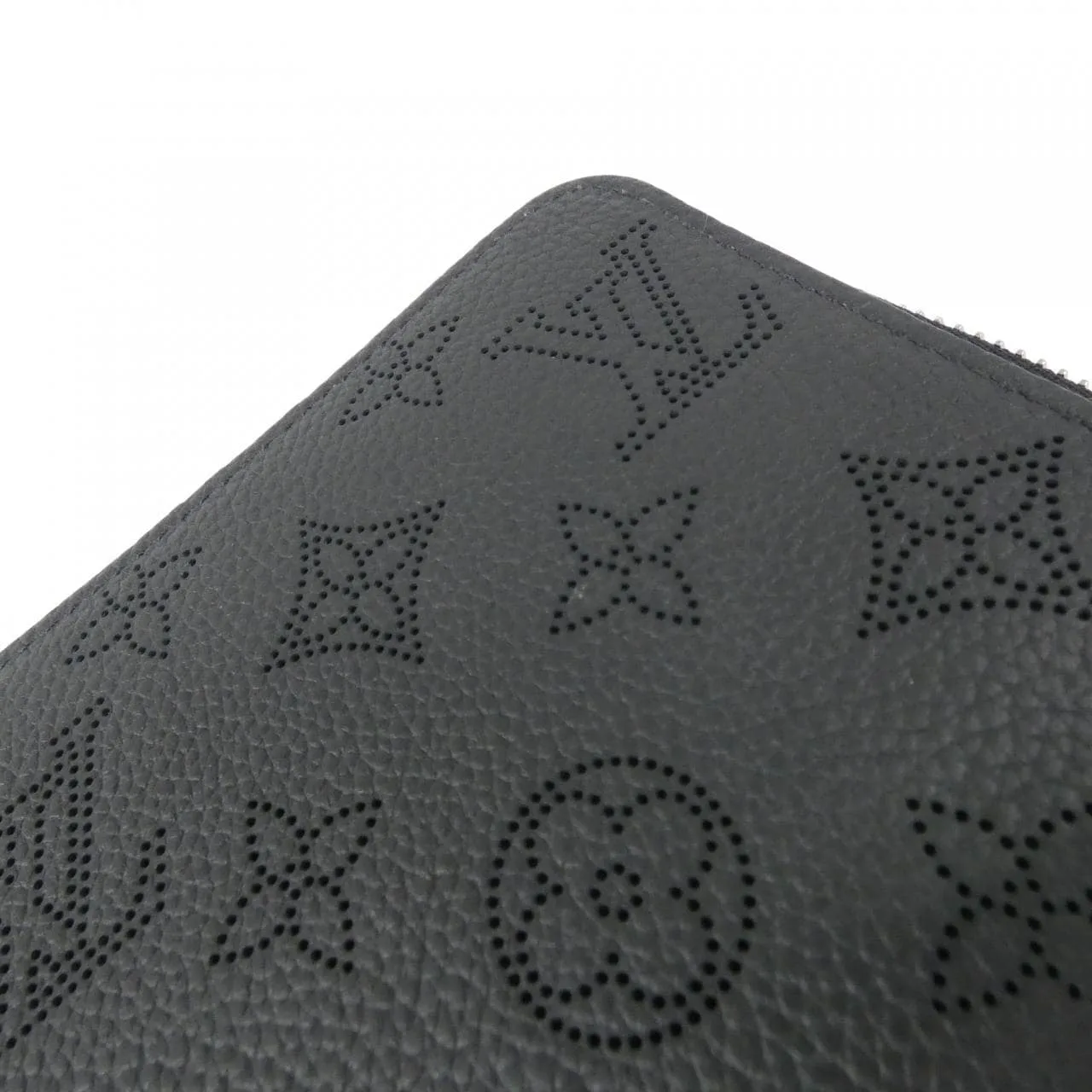LOUIS VUITTON Mahina M61867 銀包 3