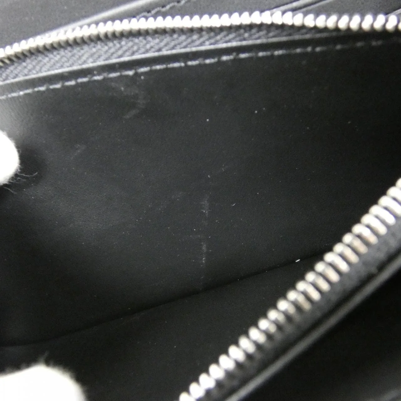 LOUIS VUITTON Mahina M61867 銀包 5